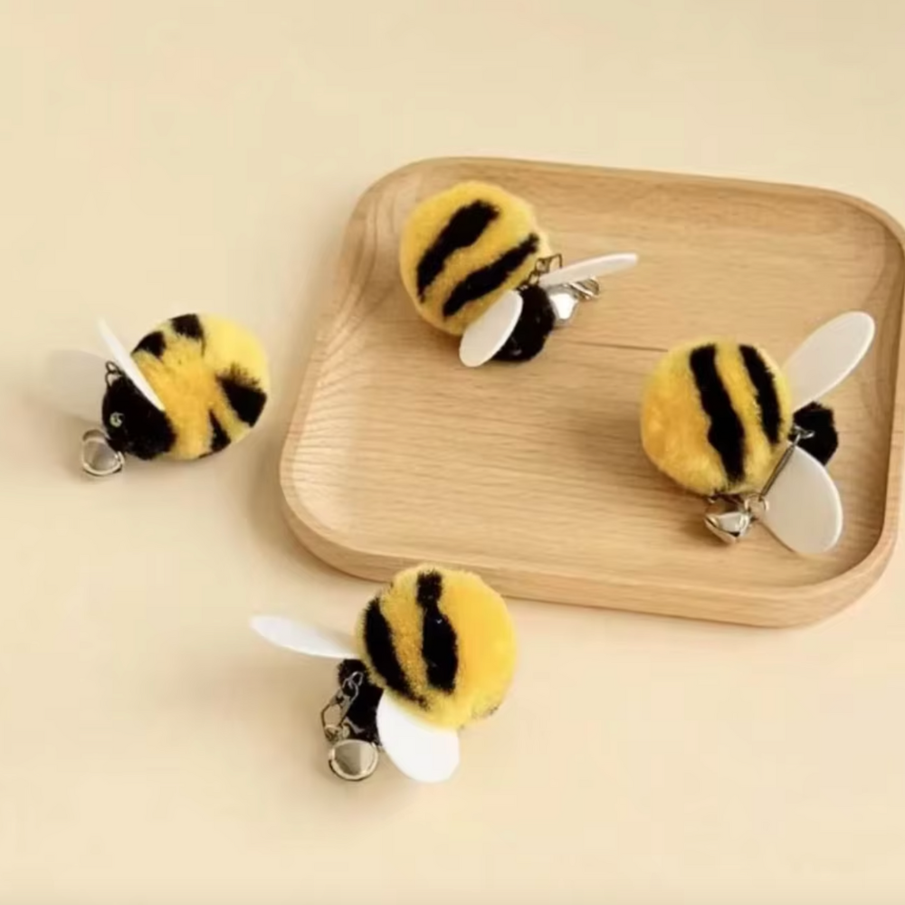 Bees Teaser Toy